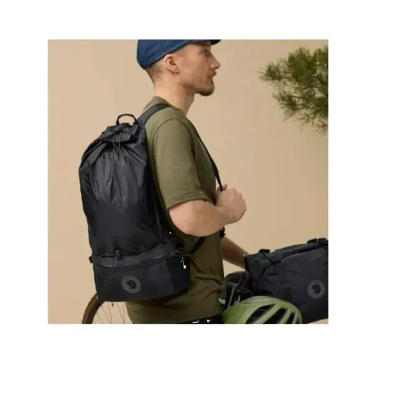 Fjallraven 2025 version Hoja Expandable Hip Pack black hiking cycling waistpacks - Picture 2 of 3